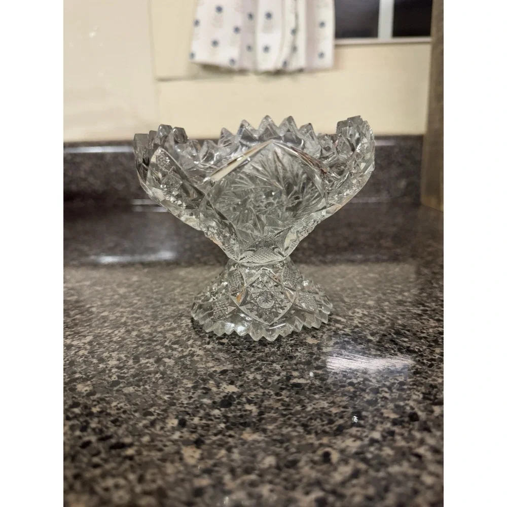 Vintage Imperial Glass NUCUT Whirling Star‎ Footed Jelly Pedestal Bowl